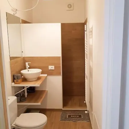 Thekeystudio, Beige Nel Centro, 4 Minuti Dal Mare * Bordighera