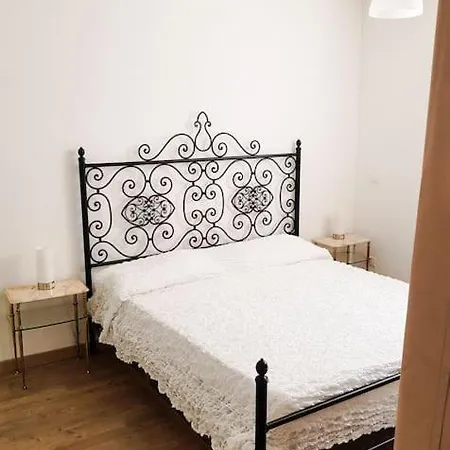 Apartamento Thekeystudio, Beige Nel Centro, 4 Minuti Dal Mare